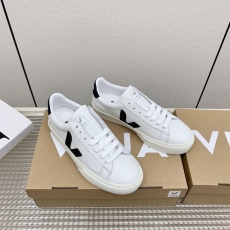 Veja Shoes